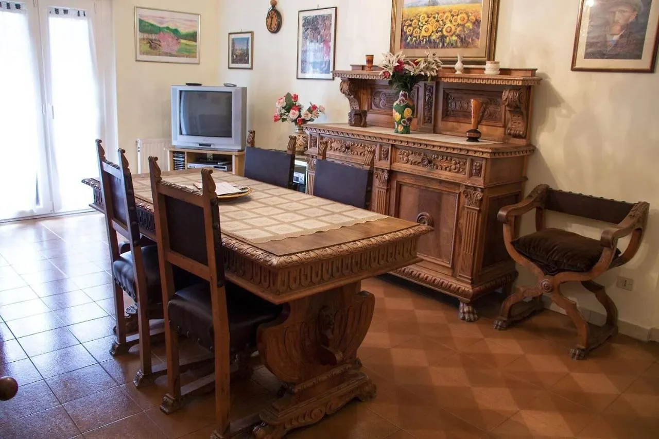 Una Casa A Roma Apartment  Rome
