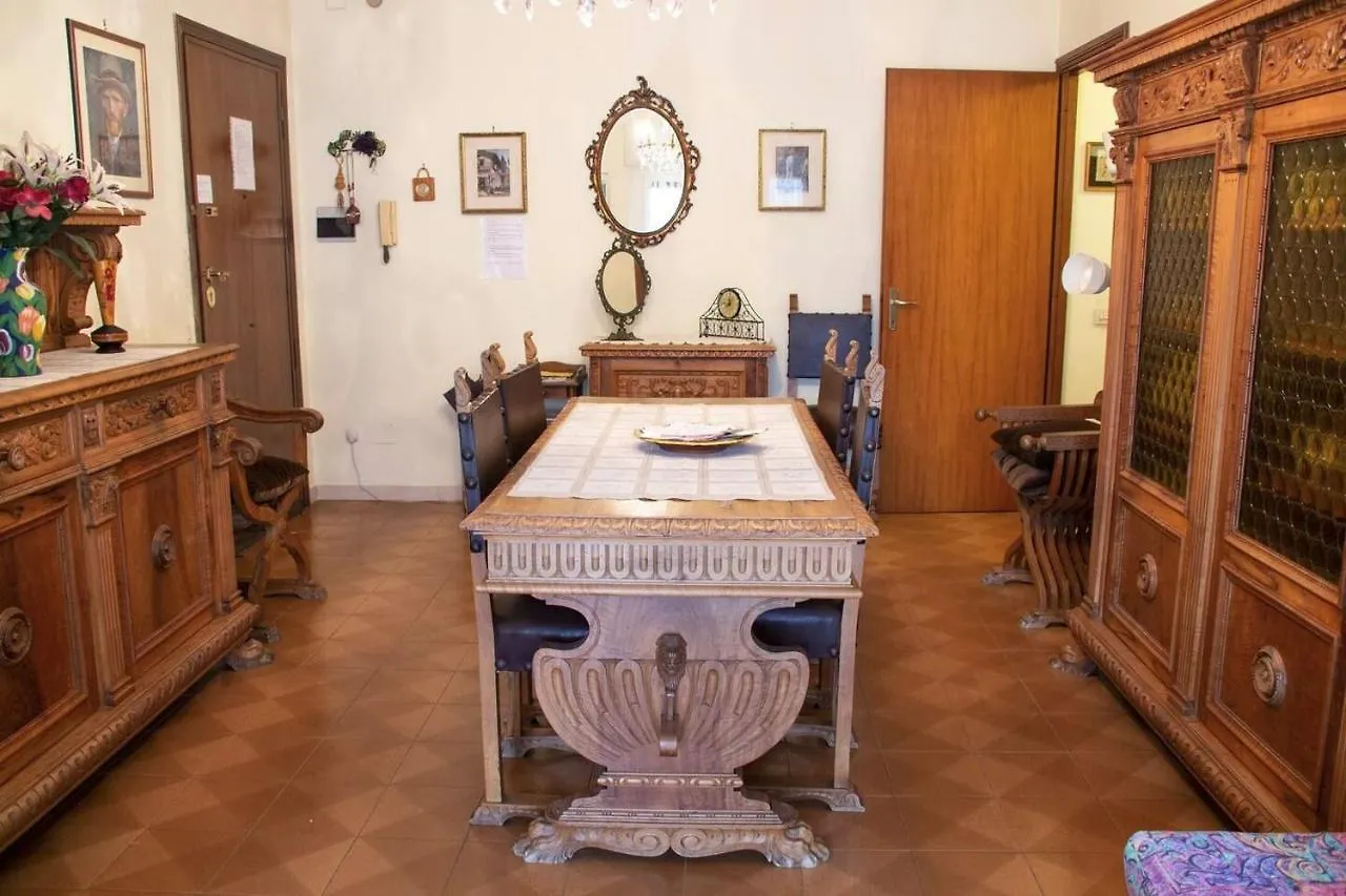 Una Casa A Roma公寓